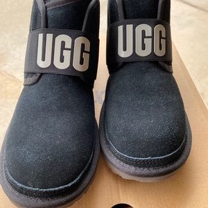 ugg k neumel ii graphic big kids shoes